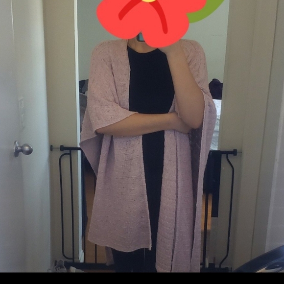 lavander shall Cardigan - Picture 3 of 5